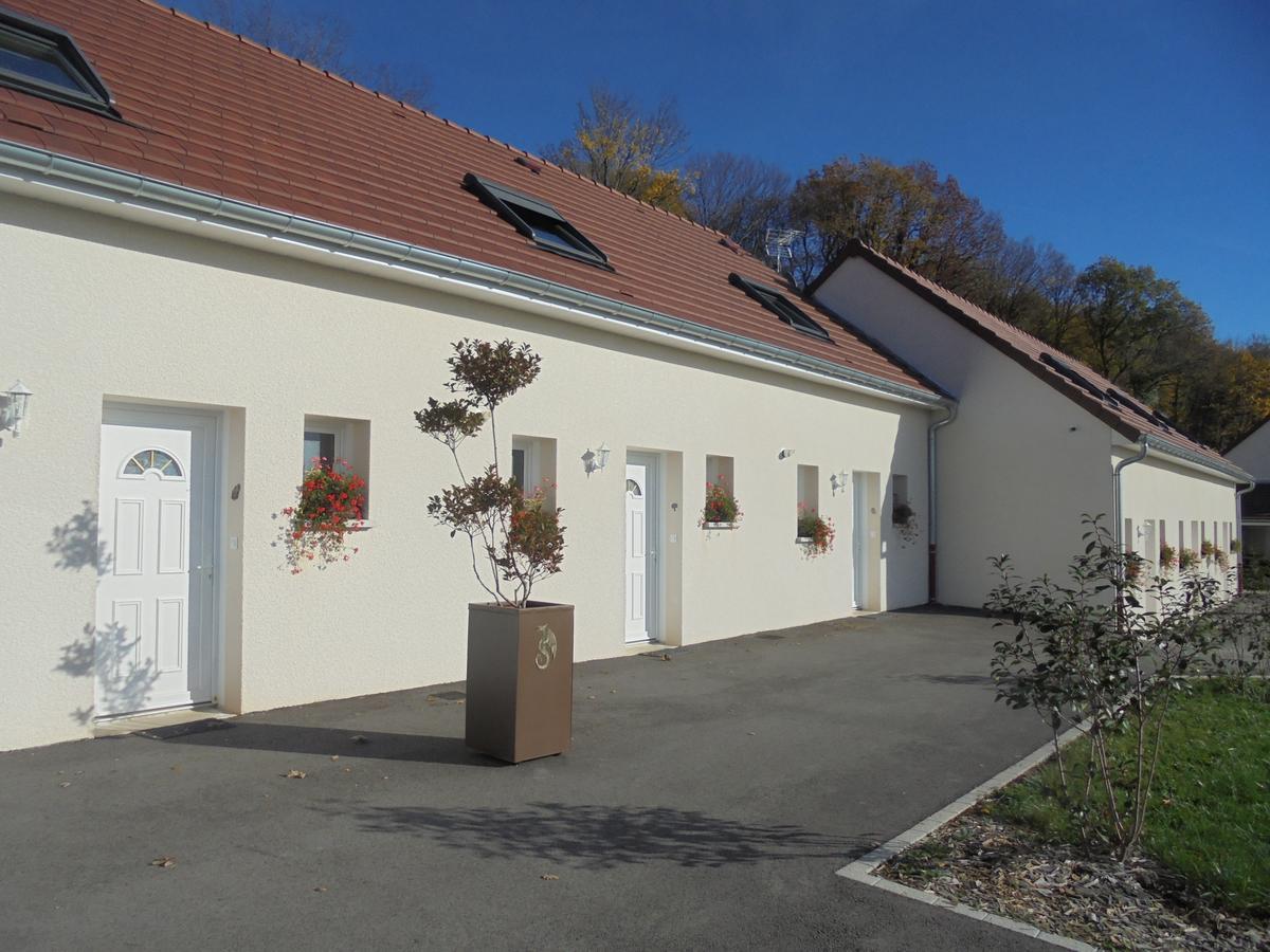 Gites De L'Oree Du Bois Boussieres Exterior foto